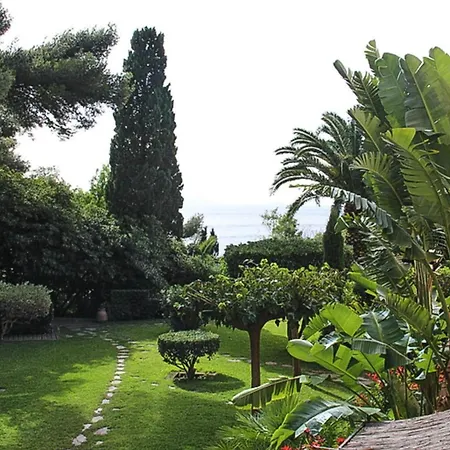 Lejlighed 2 Flat With Sea View In Du Bailli Canadel Sur *
